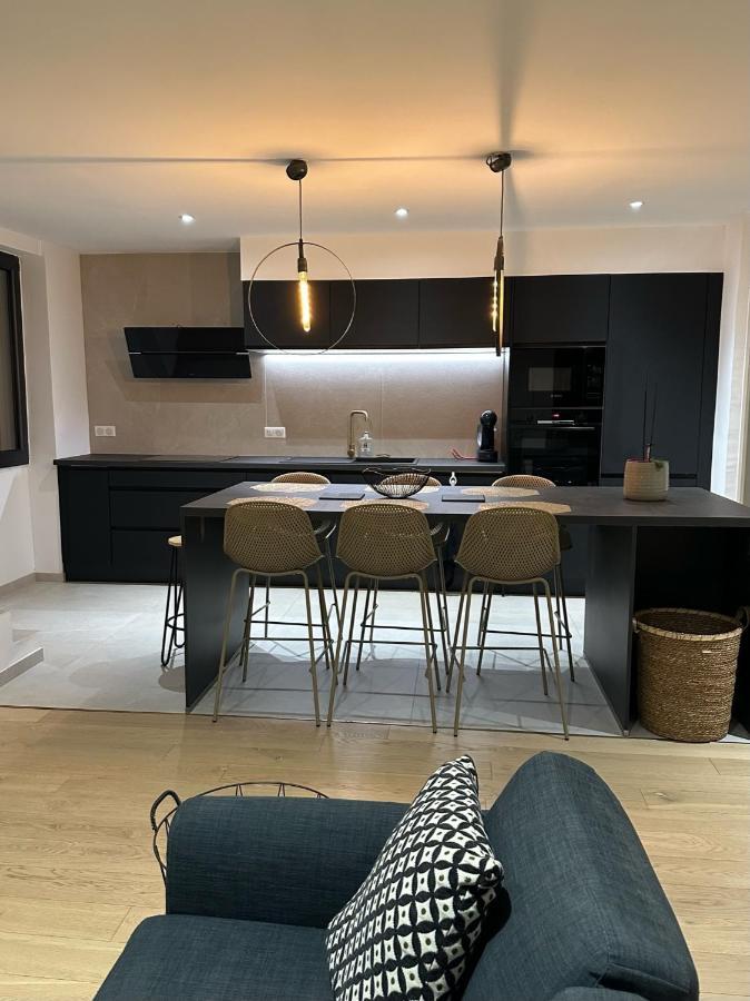 Charmante Maison En Pierre-Tavel Exteriör bild